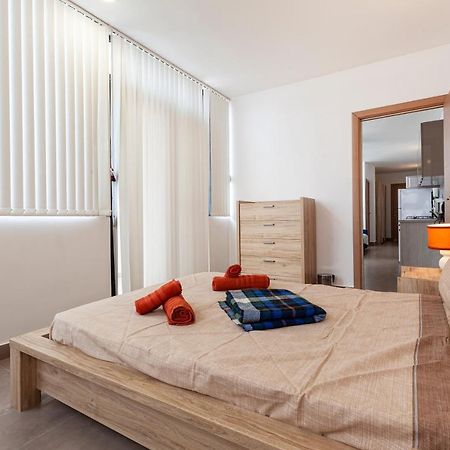 Apartmán Perfect Seaview Penthouse St. Paul's Bay Exteriér fotografie