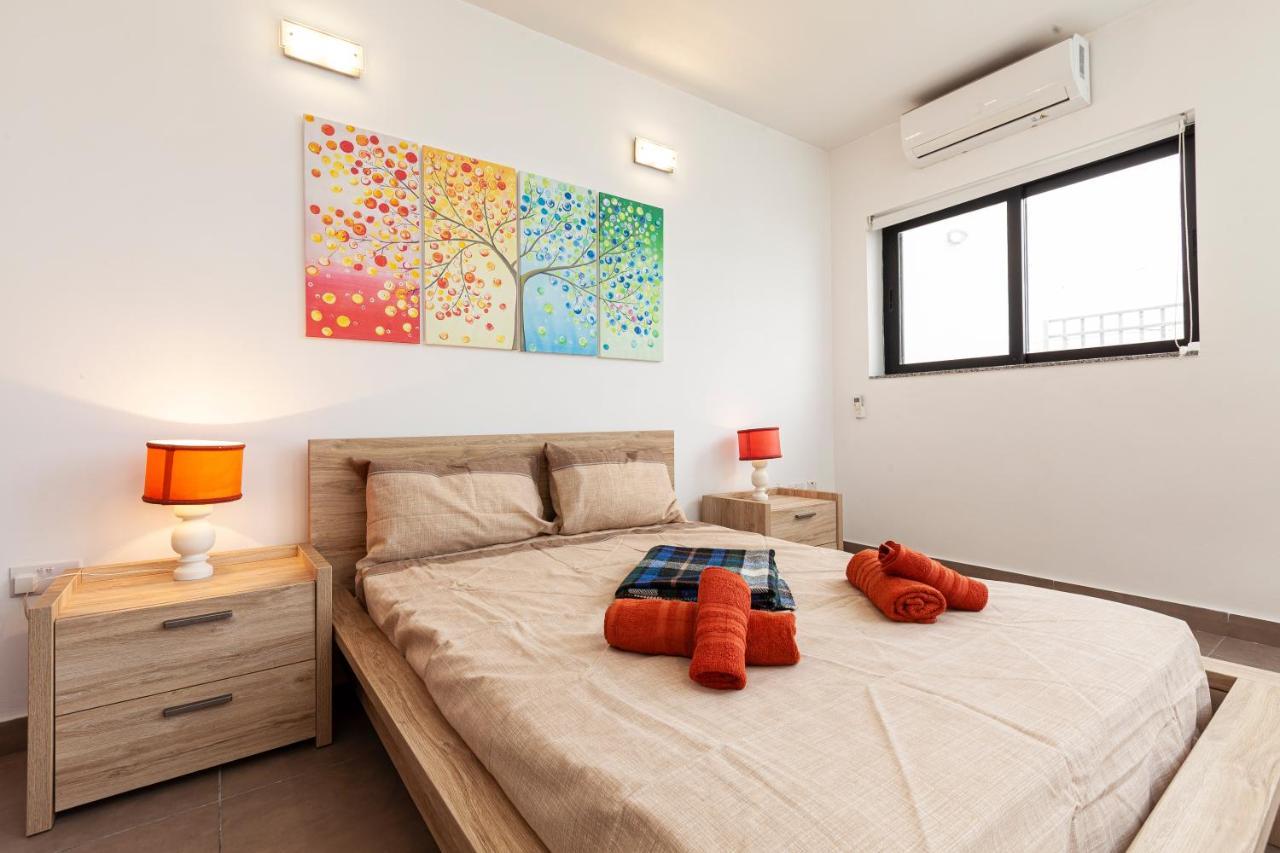 Apartmán Perfect Seaview Penthouse St. Paul's Bay Exteriér fotografie