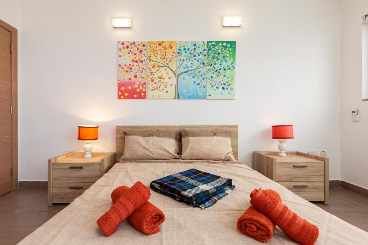 Apartmán Perfect Seaview Penthouse St. Paul's Bay Exteriér fotografie