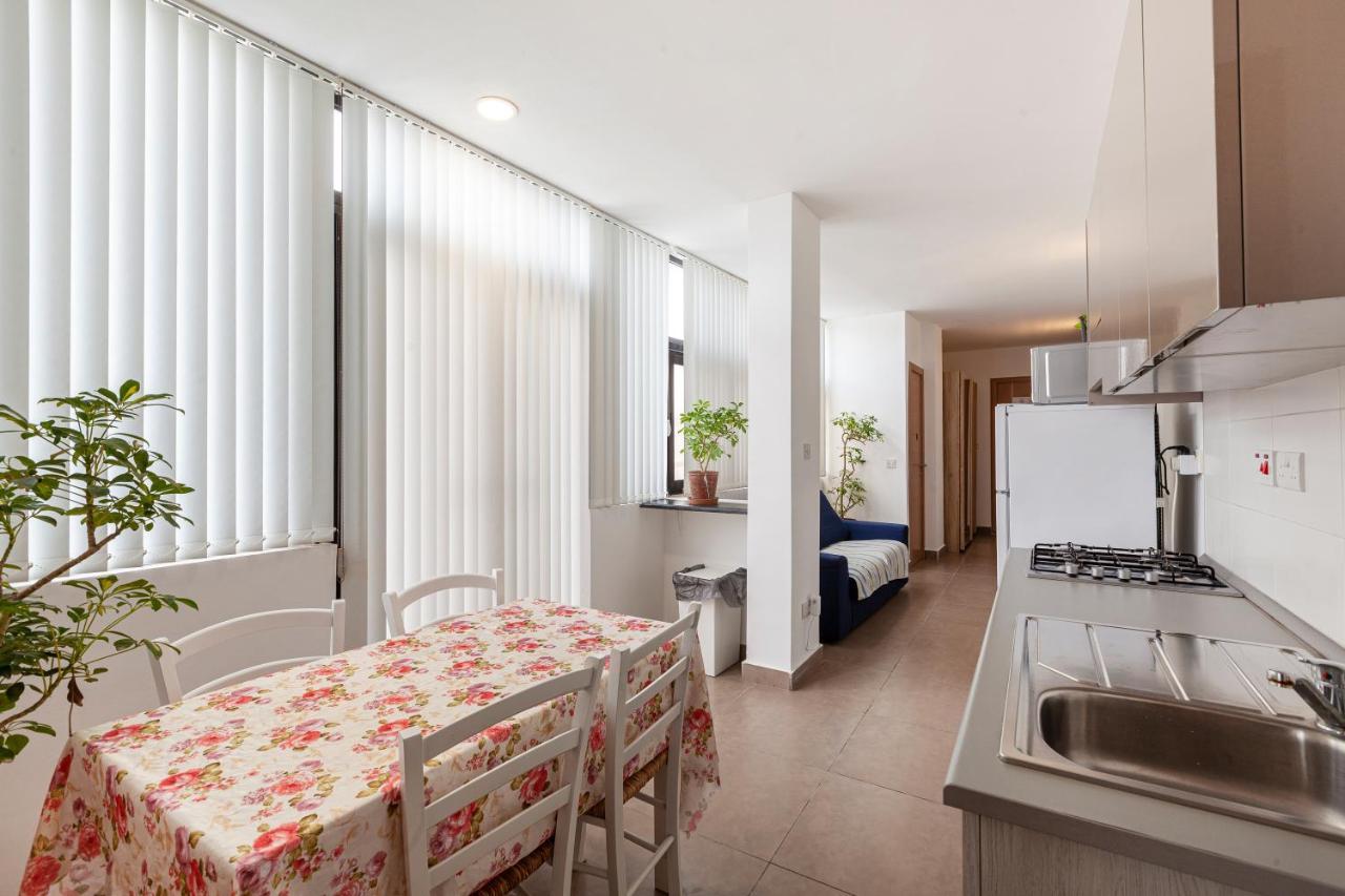 Apartmán Perfect Seaview Penthouse St. Paul's Bay Exteriér fotografie