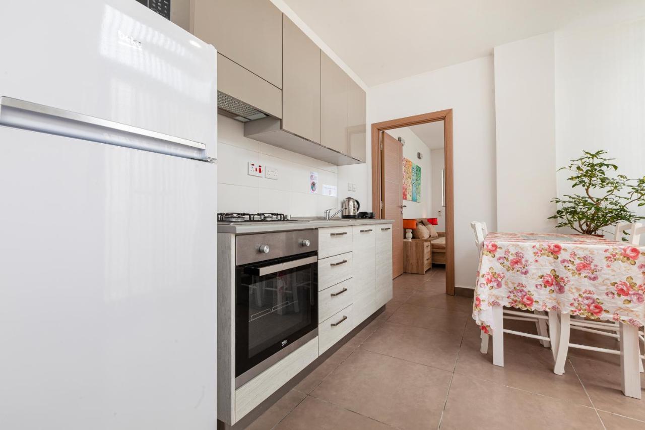 Apartmán Perfect Seaview Penthouse St. Paul's Bay Exteriér fotografie